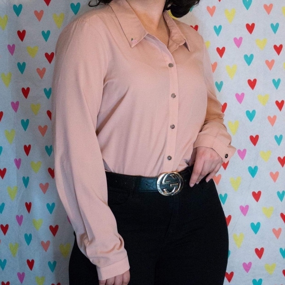 NEW GUESS LEAVE ME ALONE BUTTON UP SZ S - Picture 1 of 3